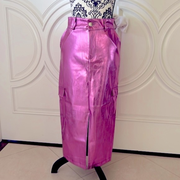 Soho Apparel Young Contemporary Faux Leather Cargo Skirt Size M NWT - Picture 5 of 13